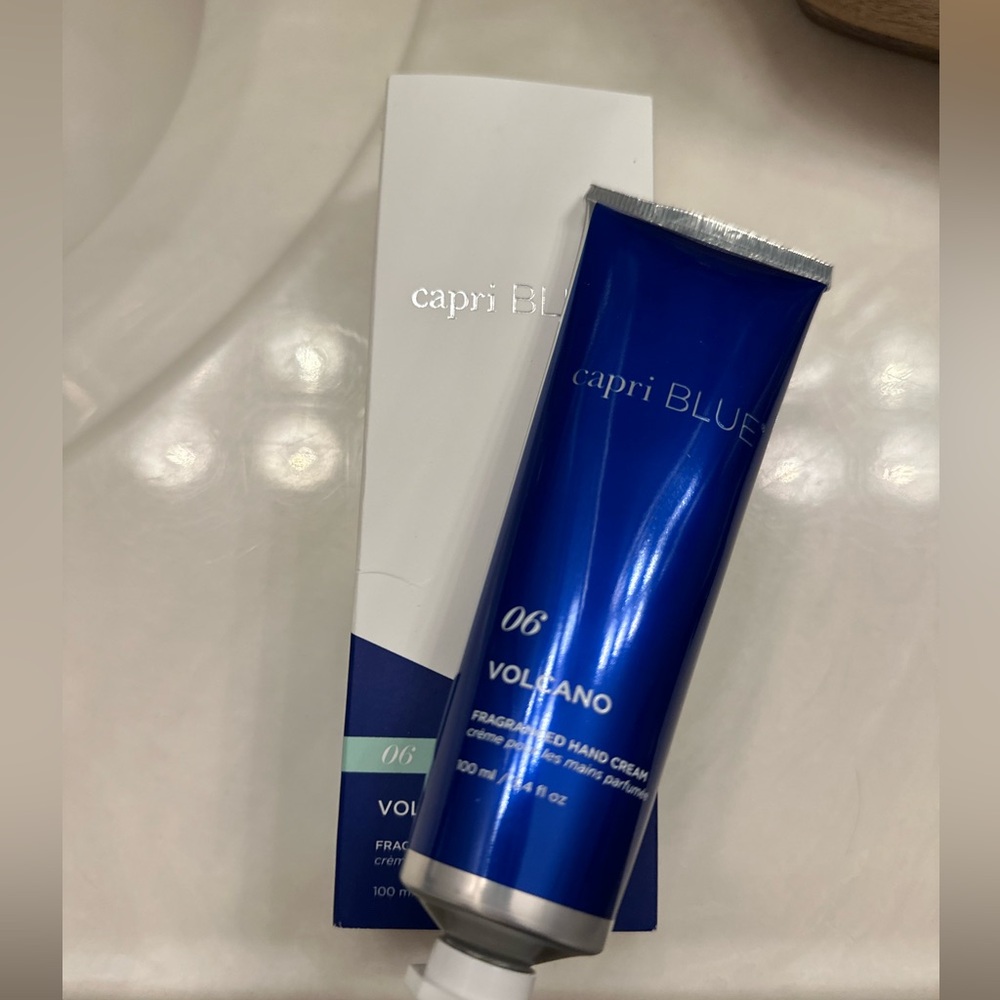 Volcano Blue Hand Lotion NIB 3.4 oz